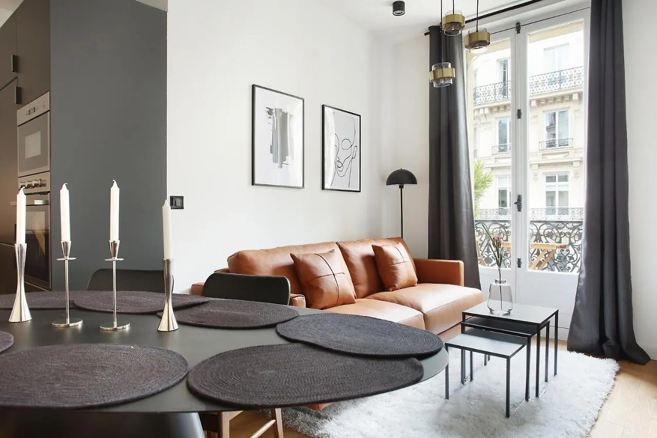 Residence Center Of Paris By Studio Prestige 0*,  Francja