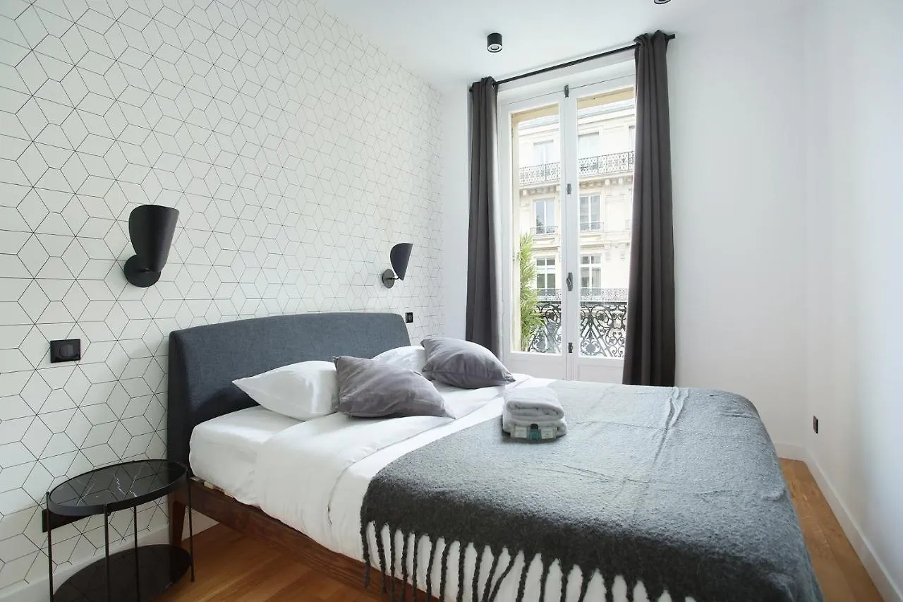 Residence Center Of Paris By Studio Prestige Francja