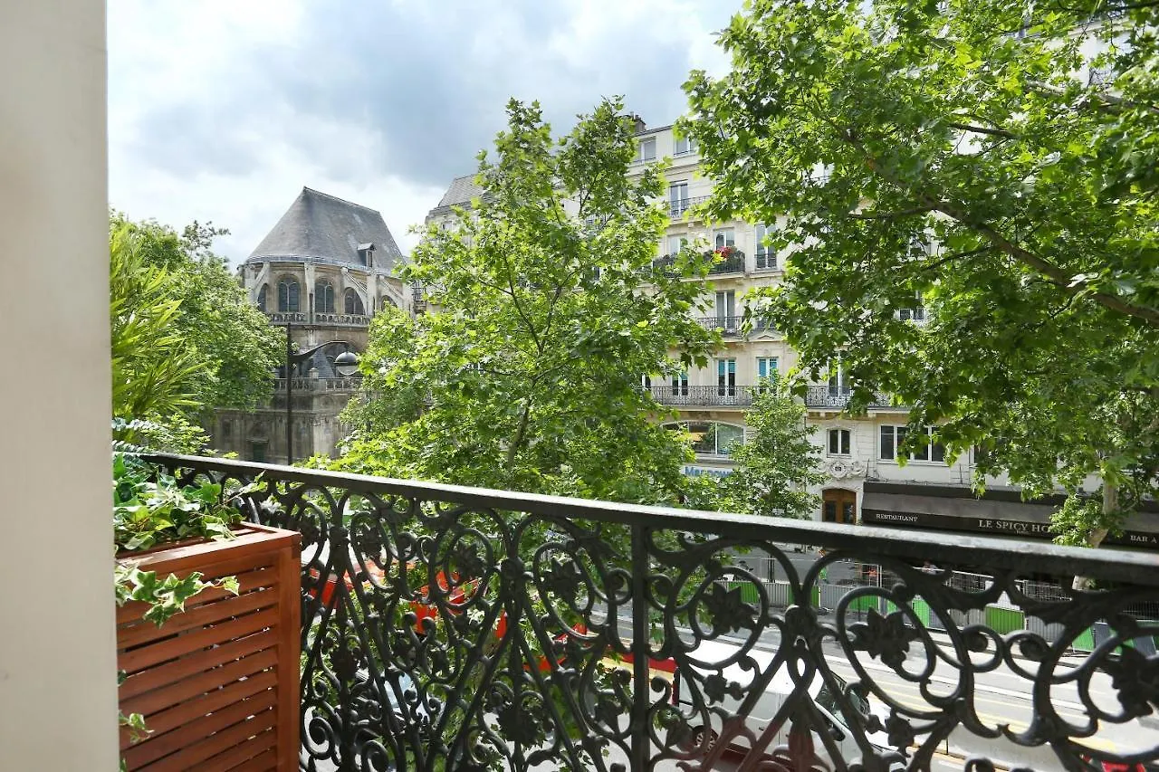 Residence Center Of Paris By Studio Prestige